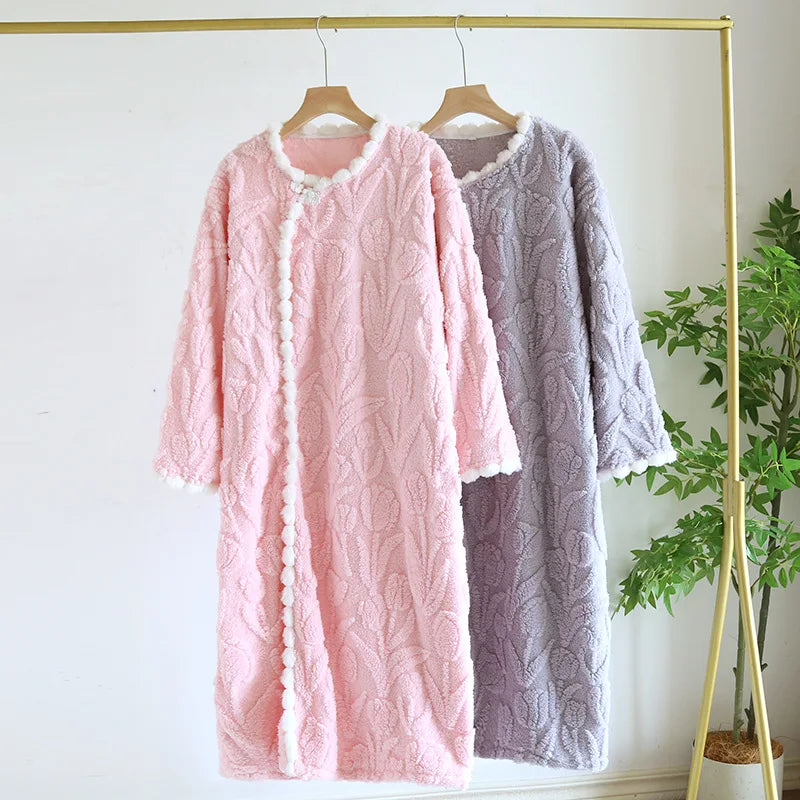 2025 New Autumn/Winter Women's Flannel Sleeping Skirt Long Sleeve Thickened Warm Long Style Loose Sleeper Robe Home Clothing