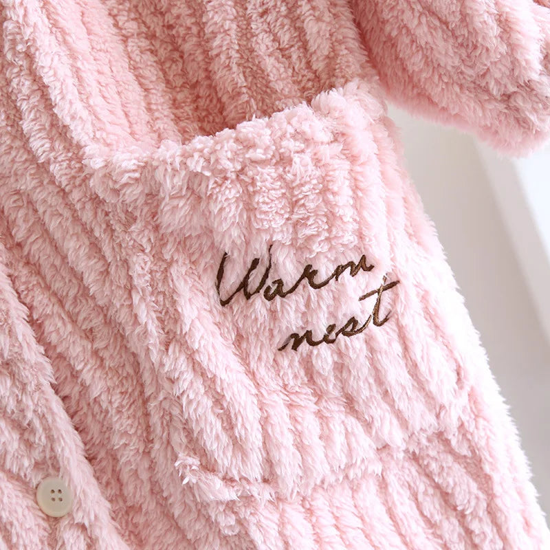 Autumn and Winter New Women's Nightgown Flannel Nightdress Warm Thickened Sweet Cute Large Size Home Clothes Gown Bath Robe