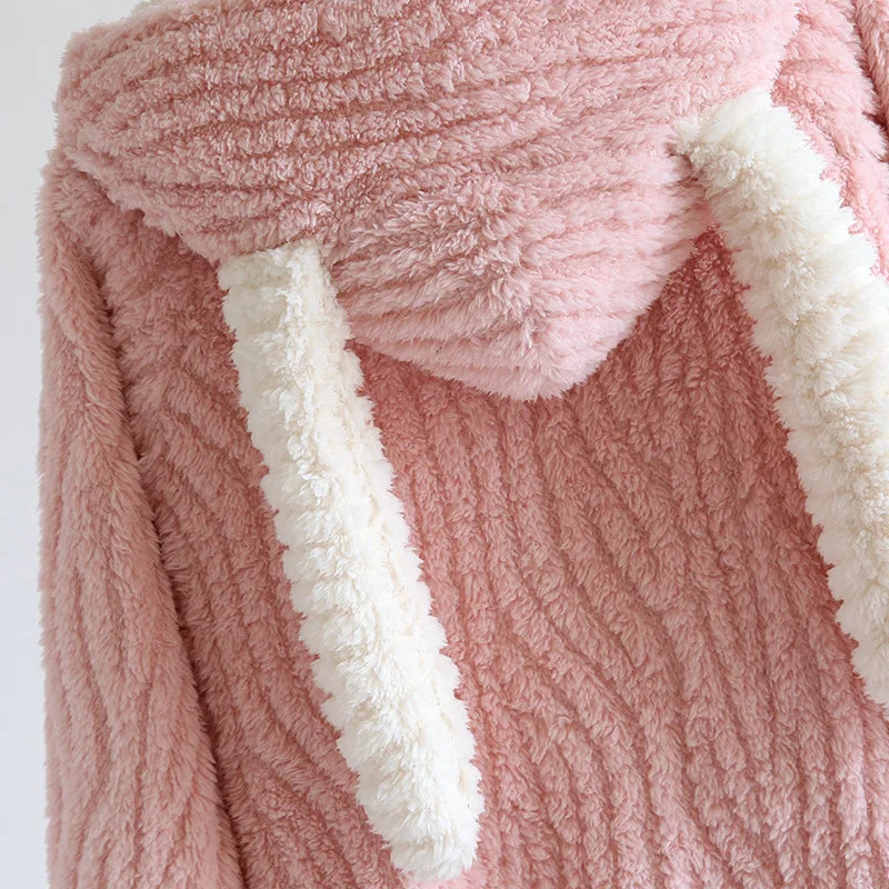 Autumn and Winter New Women's Nightgown Flannel Nightdress Warm Thickened Sweet Cute Large Size Home Clothes Gown Bath Robe