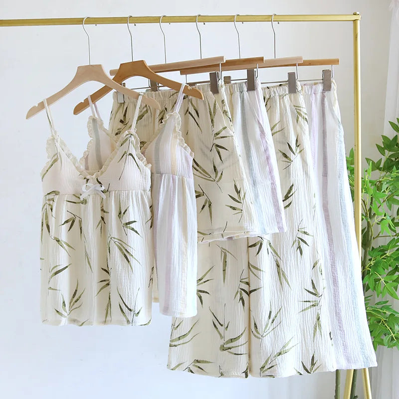 2025 Summer New Women's Pajama Set 100% Pure Cotton Crepe Sling+Shorts+Crop Pants Three piece Set with Chest Cushion Home Fury