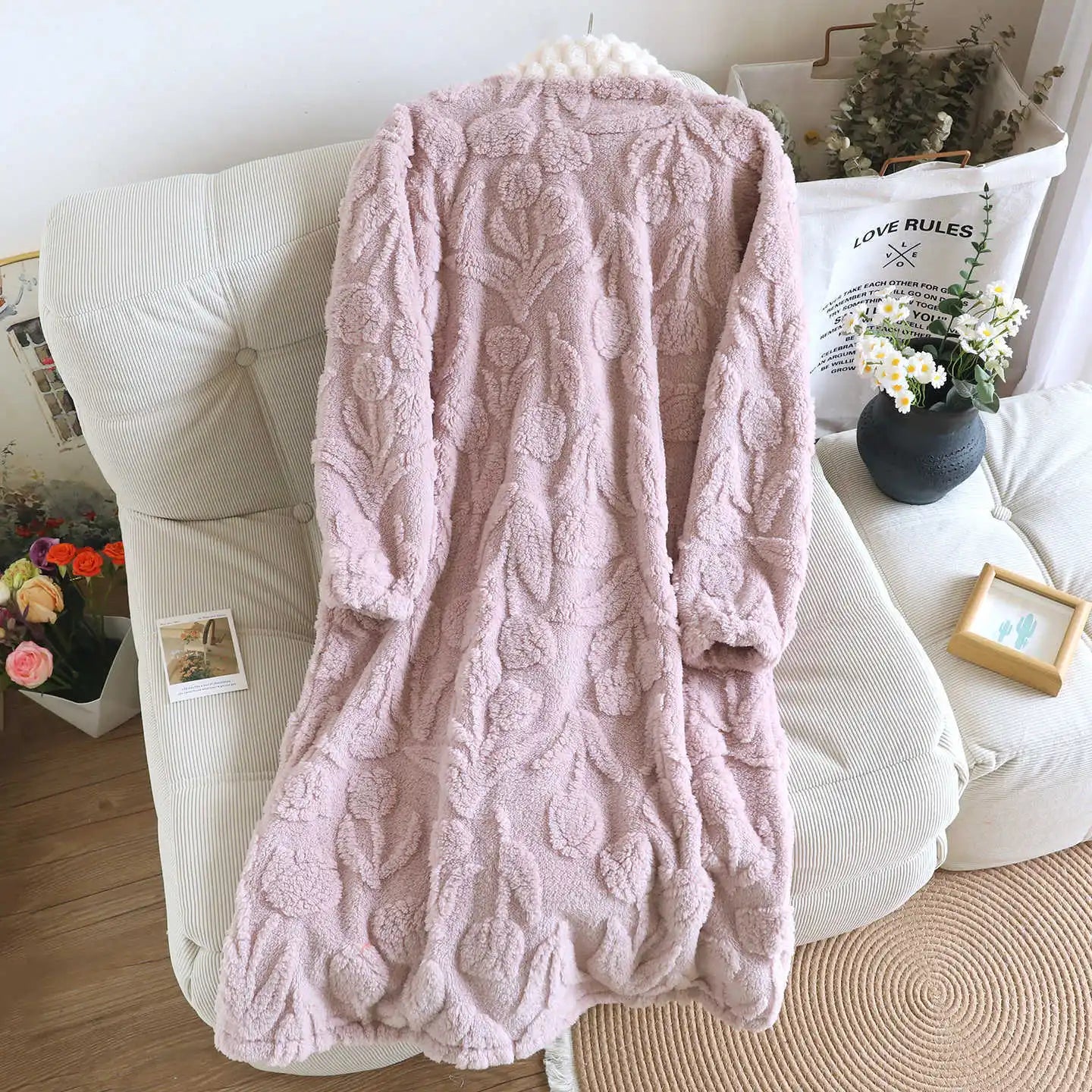 2025 autumn and winter women's nightgown flannel V-neck flower tulip plus velvet cardigan nightgown nightgown sleepwear women