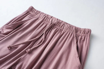 Spring and summer new ladies pajamas three-piece short-sleeved shorts trousers modal soft T-shirt pajamas women's loose home set
